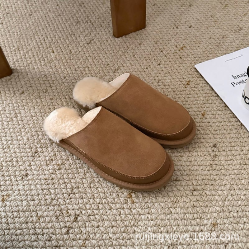 Muške papuče s zatvorenim prstom, gornji dio od kože kravlje split kože, unutarnja obloga od čiste vune, lagana EVA potplata, slip-on