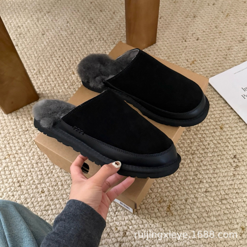 Muške papuče s zatvorenim prstom, gornji dio od kože kravlje split kože, unutarnja obloga od čiste vune, lagana EVA potplata, slip-on