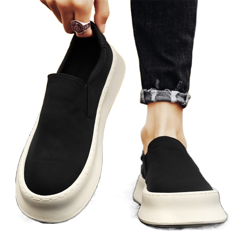 Muške ljetne platnene slip-on tenisice s mekanom potplatom, crne
