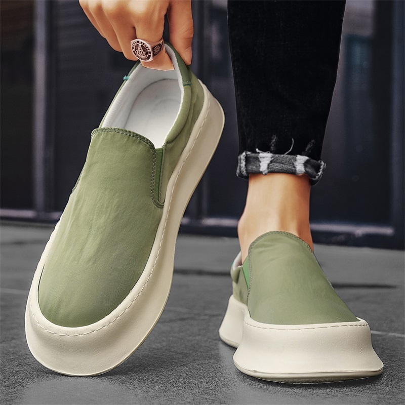 Muške ljetne platnene slip-on tenisice s mekanom potplatom, crne