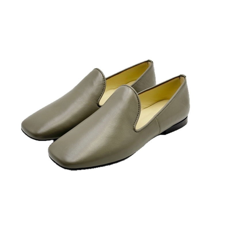 Ženske loafers-mule cipele u euro-američkom stilu, kvadratni vrh, gornji dio od kože top-grain, ulošak od kože krave, gumeni đon, niski potpetice
