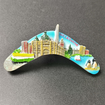 Magnet za hladnjak s gradskim motivom i boomerangom, 3D reljef, sintetička smola, moderni minimalistički stil