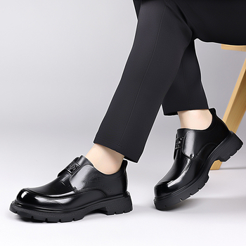 Muške kožne Slip-On cipele za poslovni stil, gornji dio od prve klase teleće kože, podstava od svinjske kože, gumeni potplat, niski gornji dio, okrugli vrh