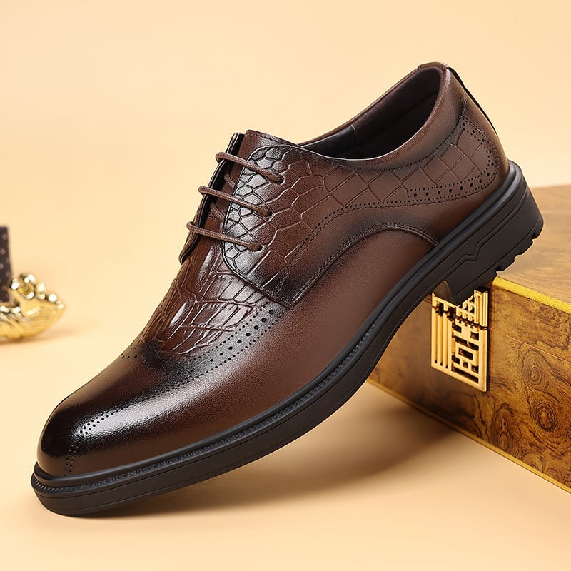 Muške Oxford brogue cipele, gornji dio od prvog sloja goveđe kože, gumeni potplat, šnirama