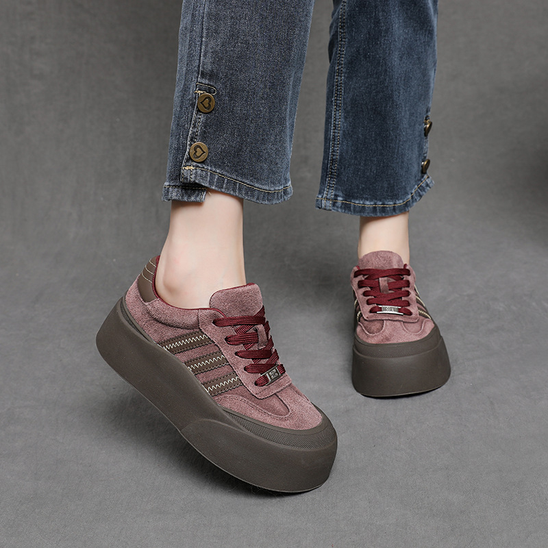 Ženske tenisice na platformi s debelim potplatom, mat koža goveda, vezivanje šnuralom, srednja visina potplata 3–5 cm, svakodnevni ležerni stil