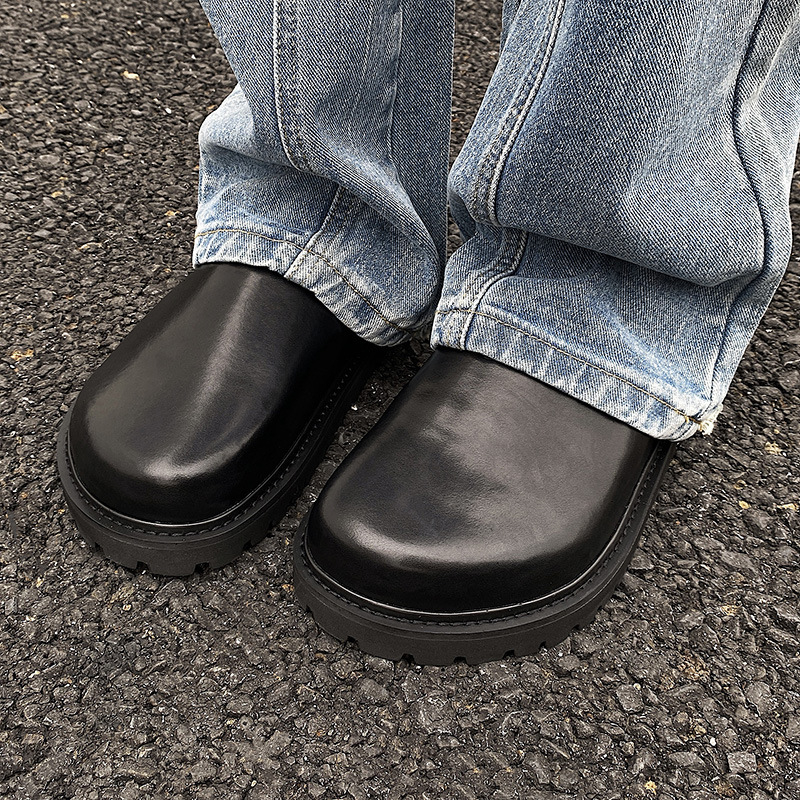Muški kožni loafers, gornji dio: koža drugog sloja; potplat: EVA; podstava: viskozna; zatvaranje: slip-on; stil: ležeran; ljeto 2025