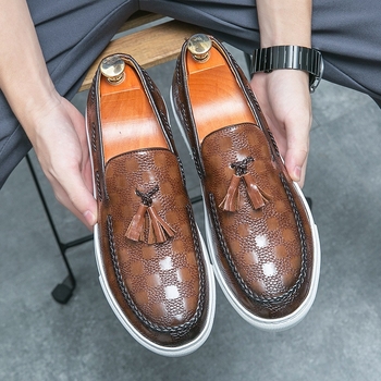 Muške cipele s resicama od umjetne kože, uski špicasti nos, slip-on, gumena potplat, PU podstava, poslovni stil