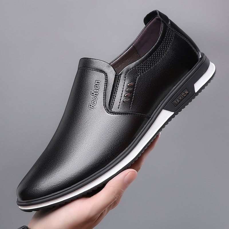 Muški kožni slip-on loaferi s gumom na potplatu, voskano kožu, podstava od svinjske kože, niski potpet 1–3 cm