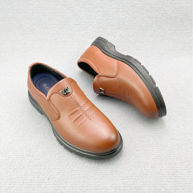 Muške slip-on cipele od PU kože, prugasti uzorak, niski pet 1-3 cm, potplat od PU injekcijski oblikovan