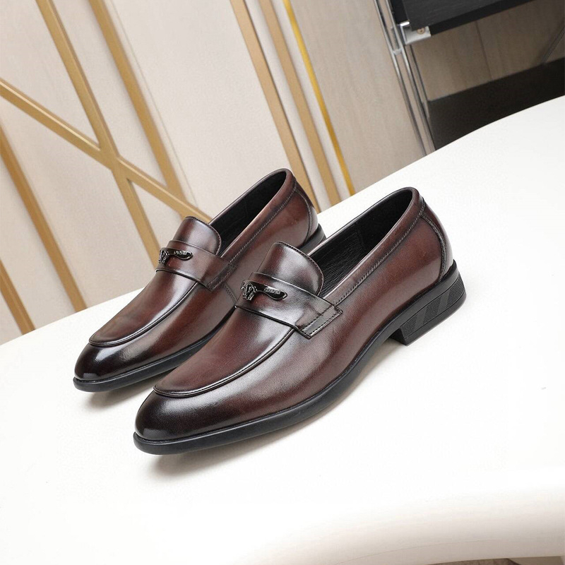 Muški kožni loafers od prve kože, slip-on, uski špicasti nos, niski profil, gumena potplata, prozračni, lagani, protuklizni, poslovno-kancelarijske cipele