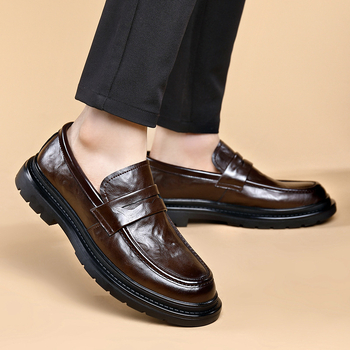 Muške formalne kožne cipele – Slip-On, PU gornji dio, gumena potplata, kožni vrh prsta, prozračan