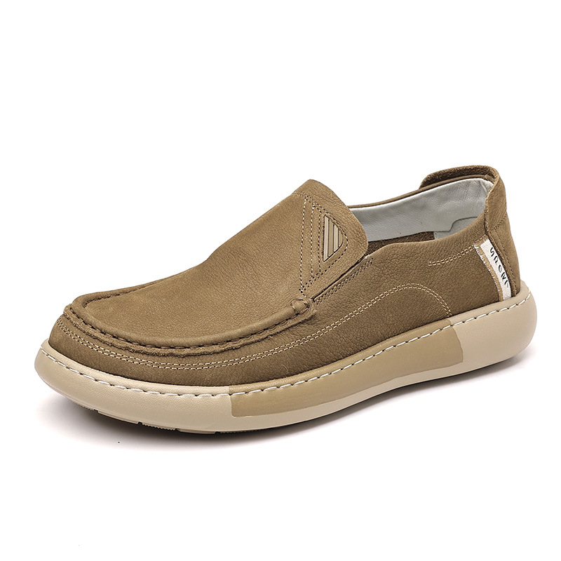 Muški kožni loafersi | Gornji materijal: prva sloja teleće kože; Potplat: pjena guma; Oblik vrha: okrugli; Visina gornjeg dijela: niski profil; Zatvaranje: slip-on