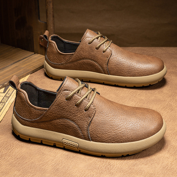 Pantofi casual pentru bărbați, exterior din superfiber, talpă din cauciuc, vârf rotund, șireturi în față, toc mic pătrat 1–3 cm