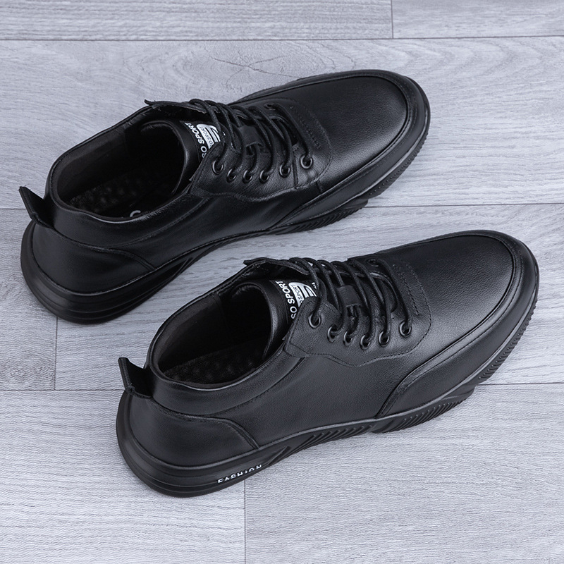 Ghete din piele naturală pentru bărbați, înălțime până la gleznă, căptușite cu piele de porc, talpă din cauciuc, închidere cu șireturi, pentru iarnă