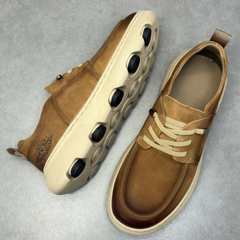 Muške casual kožne tenisice s debelim potplatom; Gornji materijal: Top Grain Cowhide; Uložak: Top Grain Pigskin; Potplata: Foam; Oblik vrha: Okrugli; Visina pete: srednja (3–5 cm)
