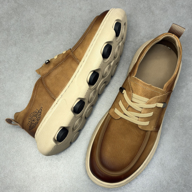 Muške casual kožne tenisice s debelim potplatom; Gornji materijal: Top Grain Cowhide; Uložak: Top Grain Pigskin; Potplata: Foam; Oblik vrha: Okrugli; Visina pete: srednja (3–5 cm)