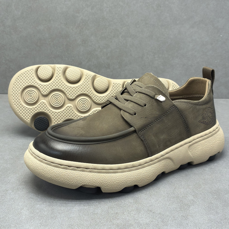 Muške casual kožne tenisice s debelim potplatom; Gornji materijal: Top Grain Cowhide; Uložak: Top Grain Pigskin; Potplata: Foam; Oblik vrha: Okrugli; Visina pete: srednja (3–5 cm)