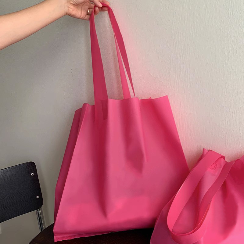 Plastična torba za pakiranje odjeće s mat površinom i mogućnošću tiskanja logotipa za darovno pakiranje; dvostruka debljina 16 slojeva; brend Haoxin Packaging