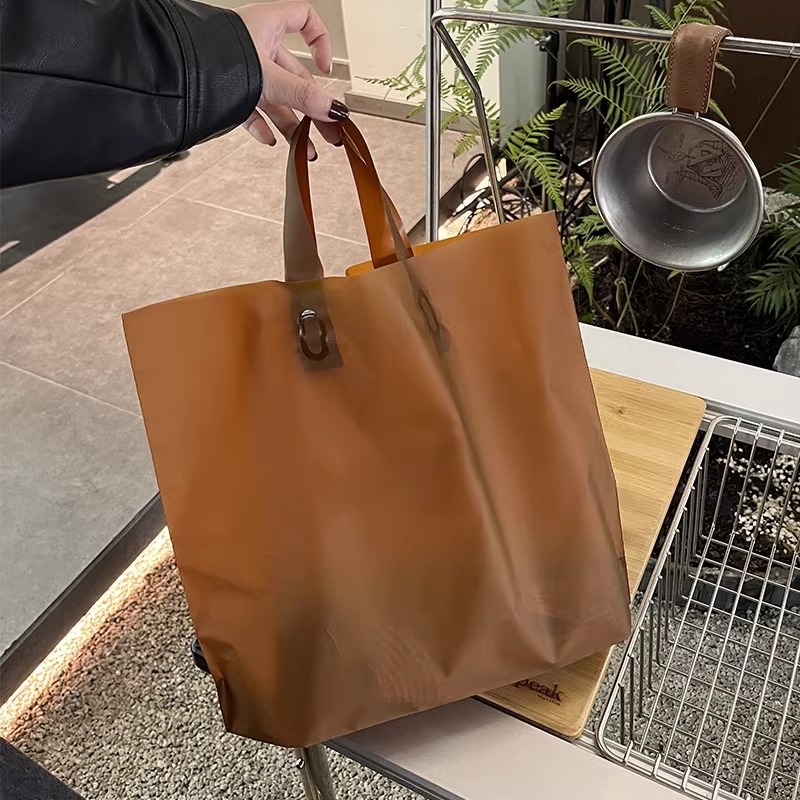 Plastična torba za pakiranje odjeće s mat površinom i mogućnošću tiskanja logotipa za darovno pakiranje; dvostruka debljina 16 slojeva; brend Haoxin Packaging