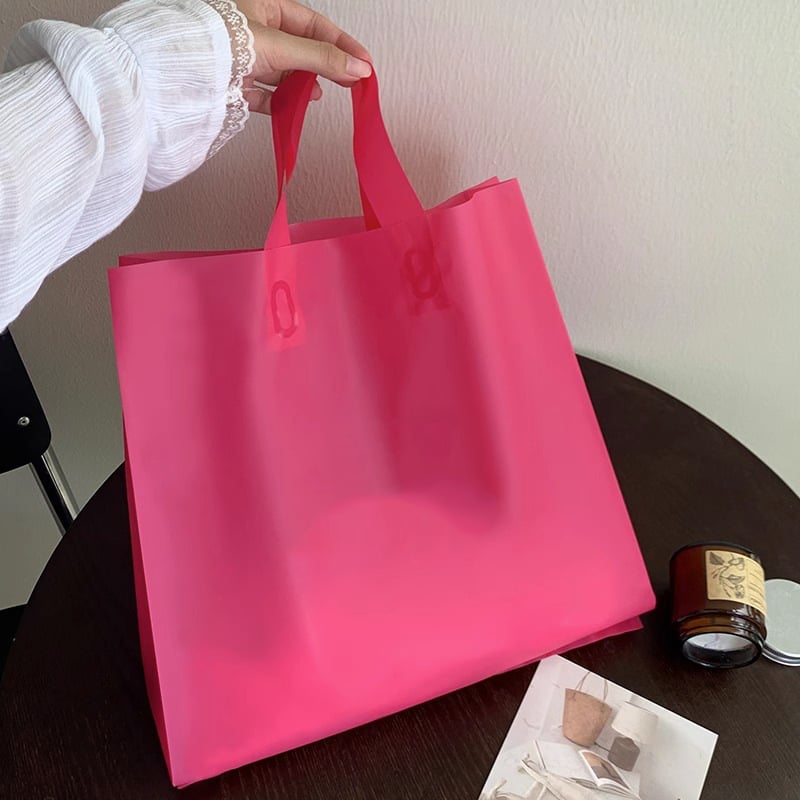 Plastična torba za pakiranje odjeće s mat površinom i mogućnošću tiskanja logotipa za darovno pakiranje; dvostruka debljina 16 slojeva; brend Haoxin Packaging
