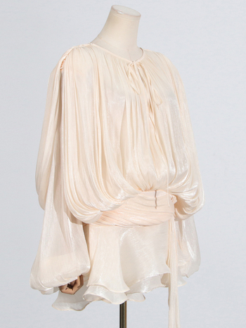 Rochie cu guler rotund, mâneci lampă, talie înaltă, fustă plisată neregulată (amestec poliester-elastan)