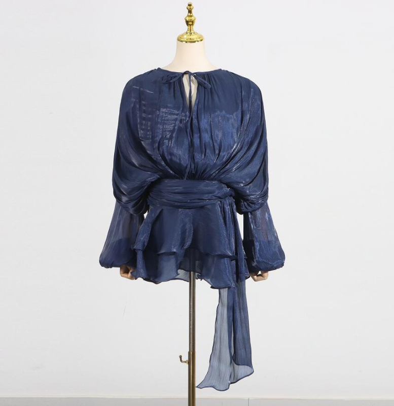 Rochie cu guler rotund, mâneci lampă, talie înaltă, fustă plisată neregulată (amestec poliester-elastan)