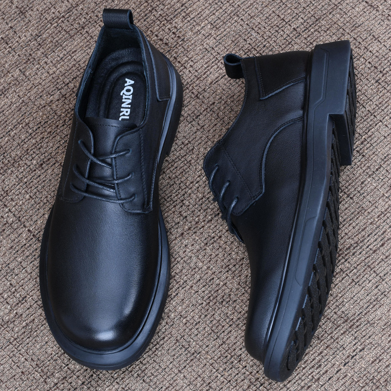 Muške kožne cipele za poslovni stil loafers; gornji dio od kože prvog sloja goveda; potplat od gume; ulošak od kože prvog sloja svinja; podstava od svinjske kože