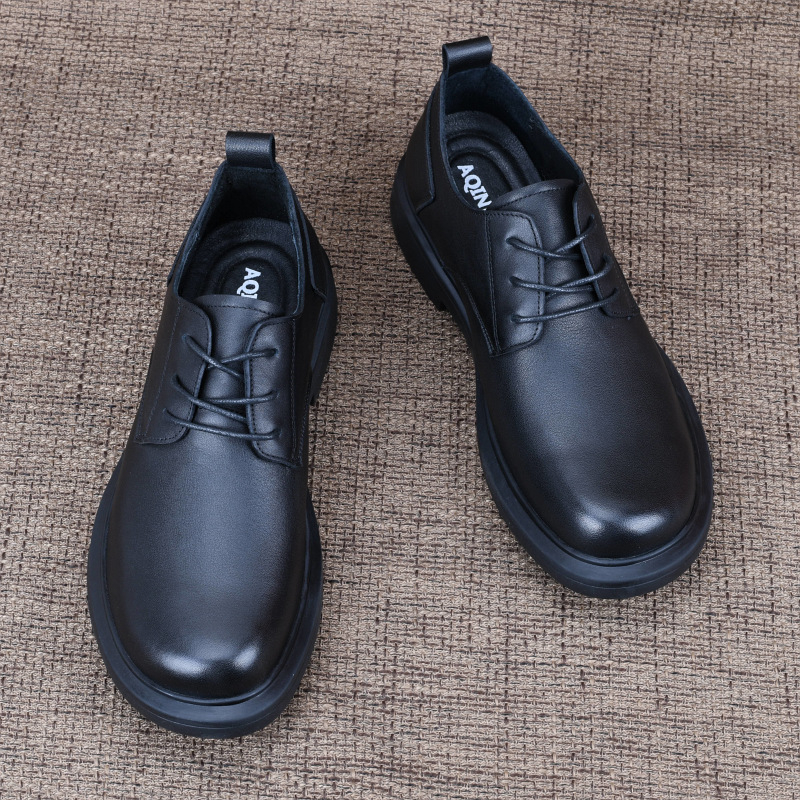 Muške kožne cipele za poslovni stil loafers; gornji dio od kože prvog sloja goveda; potplat od gume; ulošak od kože prvog sloja svinja; podstava od svinjske kože