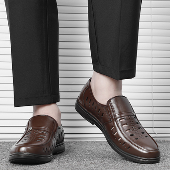 Sandale casual pentru bărbați, din piele de primă clasă; talpă PU; interior din piele sintetică; respirante, antiderapante; Slip-On