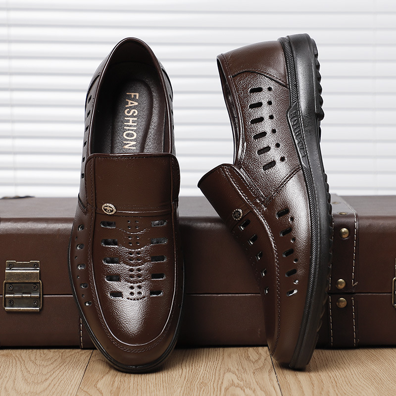 Sandale casual pentru bărbați, din piele de primă clasă; talpă PU; interior din piele sintetică; respirante, antiderapante; Slip-On