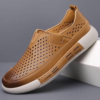Muške slip-on sandale s prozračnim PU gornjim dijelom, gumom na đonu i podstavom od umjetne kože