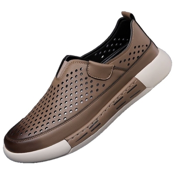 Muške slip-on sandale s prozračnim PU gornjim dijelom, gumom na đonu i podstavom od umjetne kože