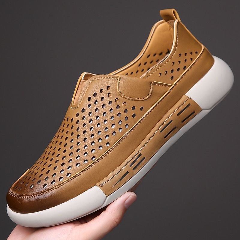 Muške slip-on sandale s prozračnim PU gornjim dijelom, gumom na đonu i podstavom od umjetne kože