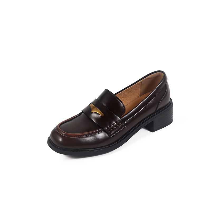 Ženski loafers slip-on s okruglim vrhom, srednji pet 3–6 cm, gornji materijal superfiber, PU uložak