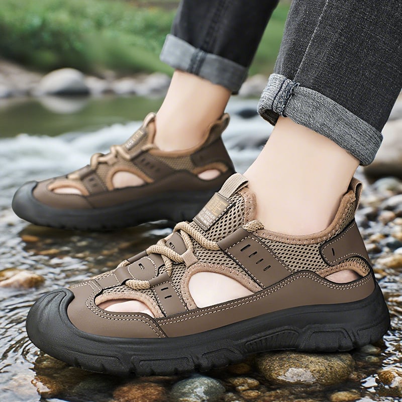 Muške sandale - prozračne, slip-on, gornji dio od umjetne kože, PVC potplata, ljeto