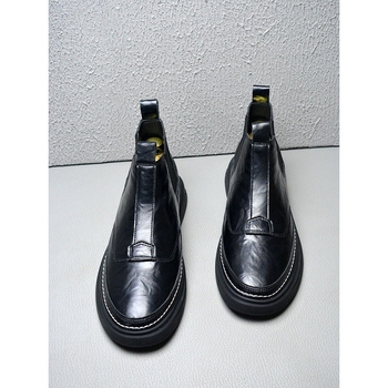 Férfi Chelsea bakancs, felső része mikro szálas bőr, bélés nélküli, műanyag talp, magas szár