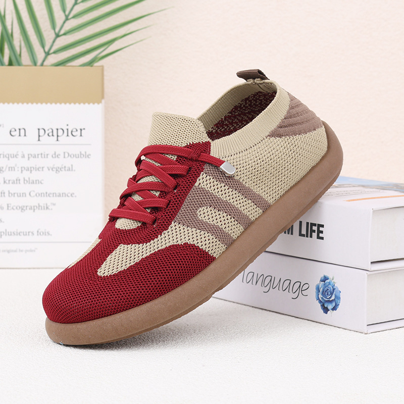 Ženske slip-on tenisice od platna, zaobljena špička, niska peta 1–3 cm, PVC potplat
