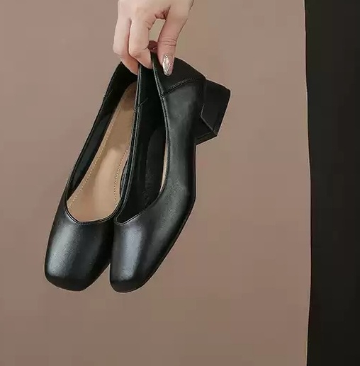 Ženske slip-on loaferice od prave kože, kvadratni vrh, V-izrez, niski debeli pet, mekani uložak od ovčje kože