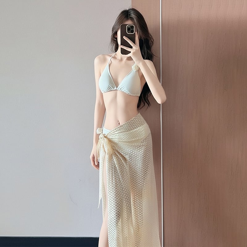 Женски бански костюм от три части: бикини с разделена дълга пола, без ръкави, полиестер 88% и подплата