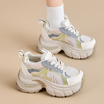 Pantofi sport dama cu talpă groasă, partea superioară respirabilă din piele de două straturi și țesătură, înălțime 6–8 cm, închidere cu șireturi, interior plasă