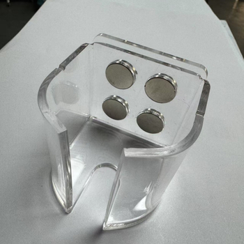 Suport acrilic magnetic pentru sticla de apă pentru animale de companie mici – Brand: Labelable; Categorie: Unelte pentru hrănire animale de companie