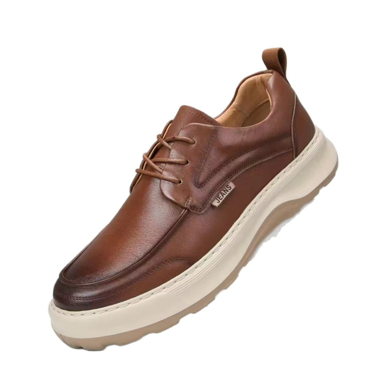 Pantofi platformă cu partea superioară din piele de vițel de primă clasă, șireturi, vârf rotund, branț din piele naturală, talpă din cauciuc spumă