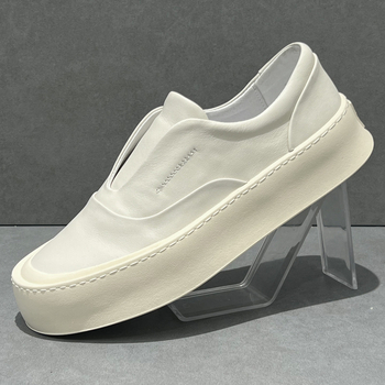 Pantofi bărbați din piele naturală cu talpă groasă, slip-on, partea superioară din piele de porc, talpă de cauciuc, vârf rotund, înălțime toc 3–5 cm