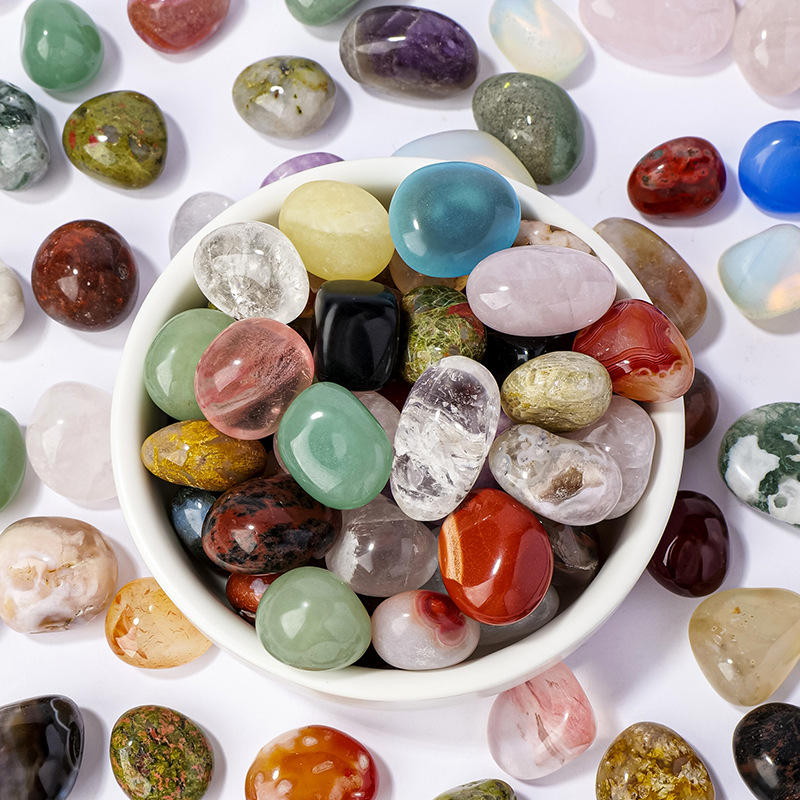 Piatră decorativă din cristal – Piatră de aromaterapie pentru acvarii și ghivece, Cristal original stone, Stil minimalist modern