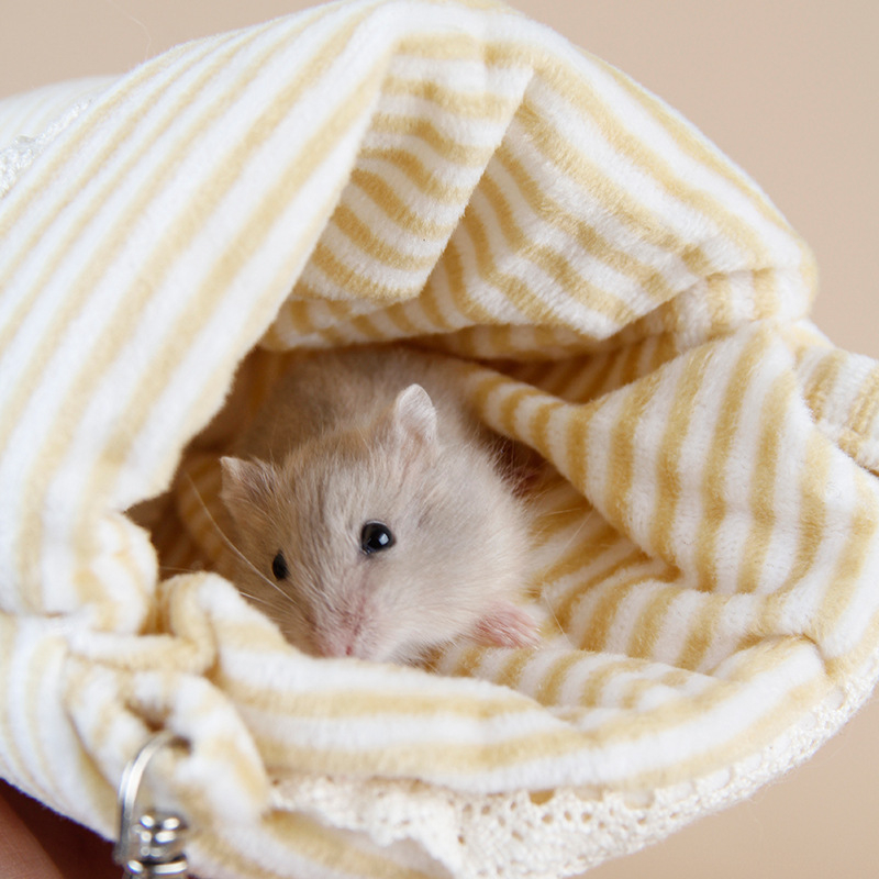 Ji Zai Hamsterovo platno gnijezdo – četiri sezone, spavanje u hamaku