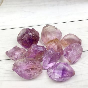 Piatră decorativă din ametist — cristal natural de ametist, formă geometrică, 3253, material cristal, stil minimalist modern