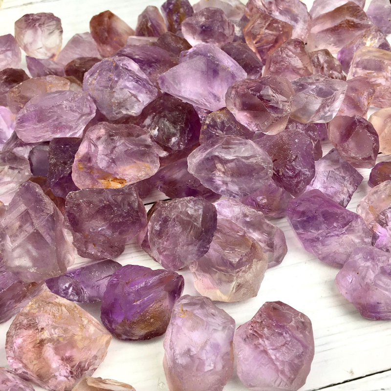 Piatră decorativă din ametist — cristal natural de ametist, formă geometrică, 3253, material cristal, stil minimalist modern