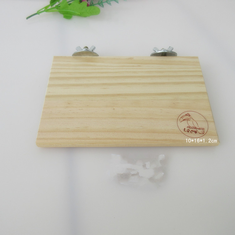 Totoro platformă din lemn pentru hamsteri (Material: Lemn; Categorie: Veselă pentru animale de companie; Brand: Cool pug; Mărci private autorizate: Da)