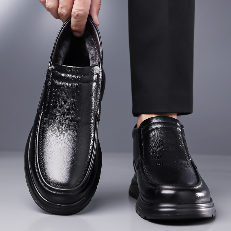 Muške zimske slip-on čizme s visokim gornjim dijelom od prave kože, plišana podstava, protuklizna gumena potplata