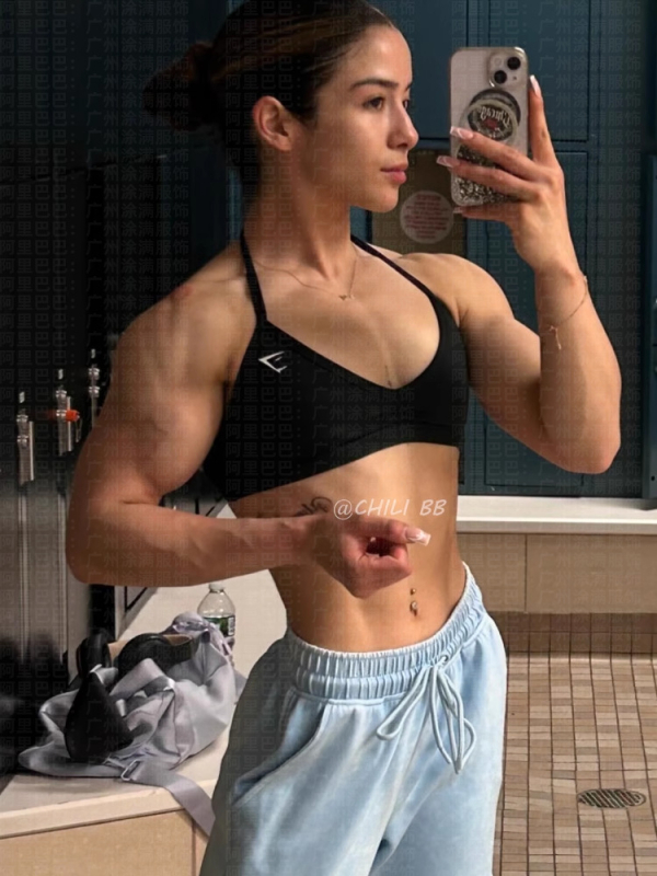 Brzo sušeći sportski grudnjak s jastučićem, ženski joga top visoke elastičnosti, 3/4 cup, srednje oblik košarice, fiksne naramenice (Nylon blend; Chest pad; 3/4 cup; Medium molded cup; Fixed halter straps)